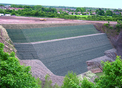 Großer Hang wird durch Fortrac Nature gehalten